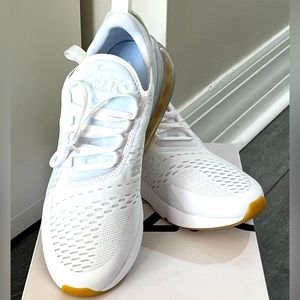 Nike Air Max 270 - mens size 9 - brand new in box - never worn